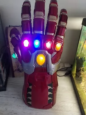 Buy Marvel Legends Series - Iron Man Infinity Gauntlet • 30£