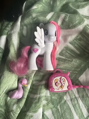 Buy My Little Pony Diamond Rose With Suitcase And Swan  • 65£