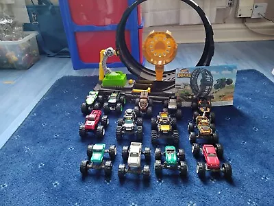 Buy Hot Wheels Monster Trucks Epic Loop Playset GKY00-MA70..5 TRUCKS & Others • 35£