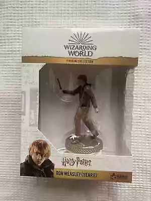 Buy Ron Weasley Figurine Year 8 - Harry Potter • 9.99£