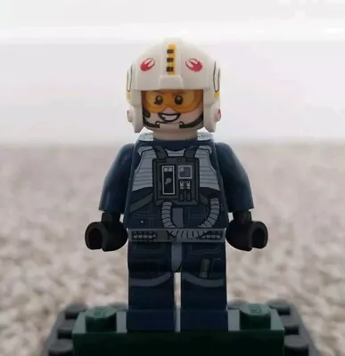 Buy Lego Minifigure - Rebel Pilot Y-Wing - SW0801 • 8.49£