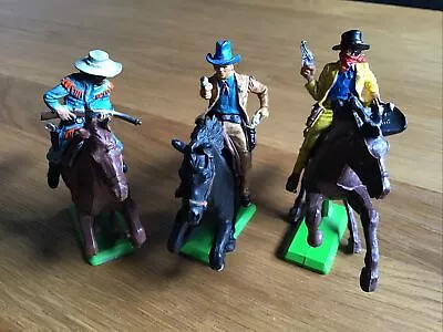 Buy Britains Deetail 3 X Cowboys On Horse Back Figures 1971 See Description • 14.95£