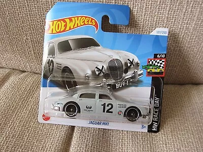 Buy Hot Wheels - Jaguar MK1 - HW Race Day • 6.25£