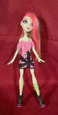 Buy Monster High VENUS McFLYTRAP Series   MUSIC FESTIVAL Mattel Doll Doll • 35.41£