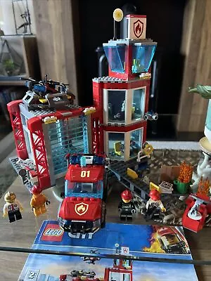 Buy Lego City Fire Station 60215 • 32.50£