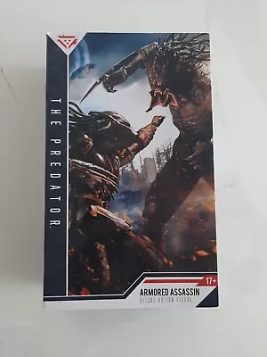 Buy NECA Armored Assassin Predator Deluxe Action Figure • 45£