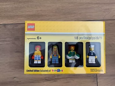 Buy Lego Minifigures Toys R Us Limited Edition Exclusive • 25£