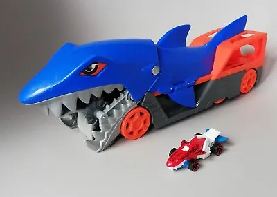 Buy Mattel Hot Wheels Shark Chomp Transporter Play Set & Sharkruiser Car: Eats Cars! • 8.97£