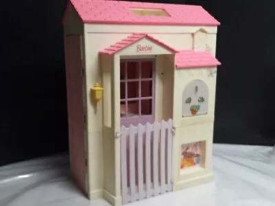 Buy 1996 Barbie Mattel Pretty House Dollhouse Resealable Vintage  • 80.93£