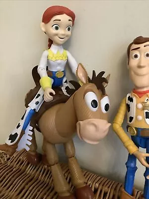 Buy Disney Pixar Mattel 2017/18 Toy Story Bullseye Woody Jessie Poseable Figure 24cm • 20£
