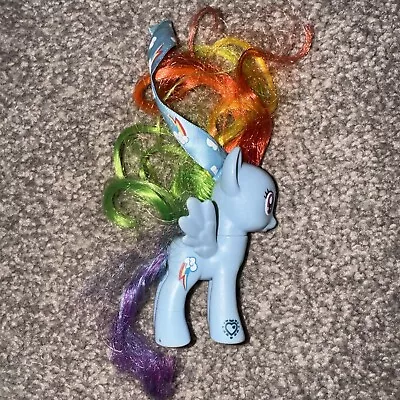 Buy 2010 Rainbow Dash With Ribbon Figure • 5.99£