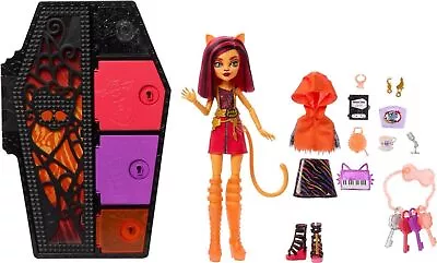 Buy Monster High: Mattel Merchandising - Neon Frights Toralei • 47.71£