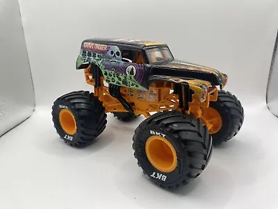 Buy Monster Jam Grave Digger Monster Truck Orange 1:24 • 14.99£