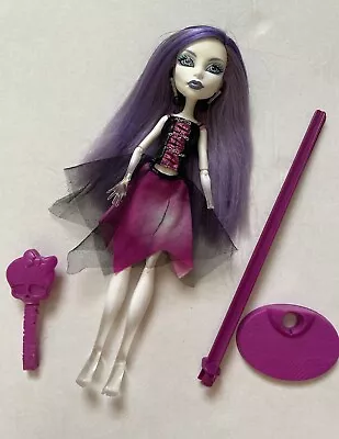 Buy Monster High Basic Spectra Vondergeist • 35.41£