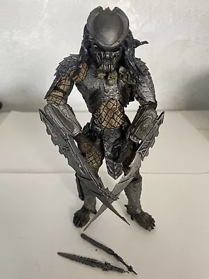 Buy McFarlane AVP Alien Vs Predator Celtic Predator Deluxe 8” Figure Movie Maniacs • 22.99£