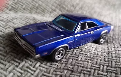 Buy Hot Wheels 1969 69 Dodge Charger R/T , Mint • 19£