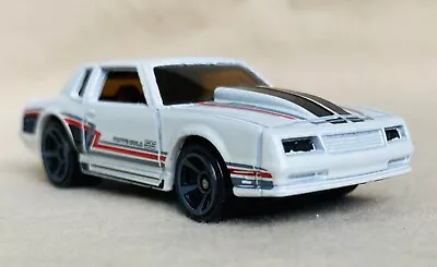 Buy Hot Wheels  '86 Monte Carlo SS #196/250 - 2020 H W Muscle Mania 6/10 Used White • 1.75£