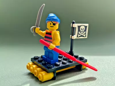 Buy LEGO Pirates - SHIPWRECKED PIRATE - 100% Complete - Set #1733 - Vintage 1994 • 9.95£