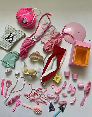 Buy Barbie Fashion Fun Accessories • 16.19£