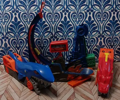 Buy Hot Wheels Cars Curved And Straight Track + 18 Car Bundle • 9.32£