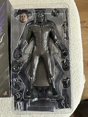 Buy MMS470 Hot Toys Black Panther Black Panther (Displayed) • 250£
