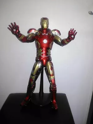 Buy NECA MARVEL Iron Man 1/4 Scale Action Figure - • 85£