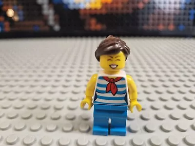 Buy NEW LEGO Diner Employee - Female  FROM SET  60271 (cty1213) R7 • 2.99£