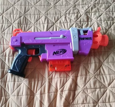 Buy Nerf Fortnite SMG-E Blaster + Darts • 8.99£