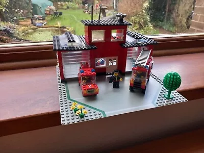 Buy Lego Legoland Vintage Fire Station 6382 With Instructions • 25.99£