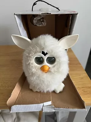 Buy Hasbro Furby Boom Solid White Yeti Snow Snowball 2012 Boxed Working • 22.50£