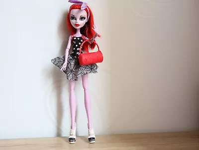 Buy Monster High Operetta Dance Class • 21.24£