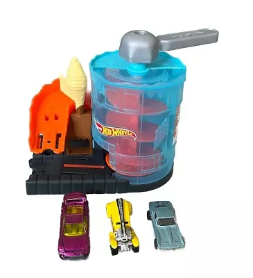 Buy Hot Wheels City Downtown Ice Cream Meltdown Playset With Cars • 6.95£