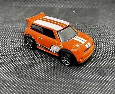 Buy Hot Wheels Mini Cooper S Challenge Orange 2011 1:64 Diecast Car • 7£