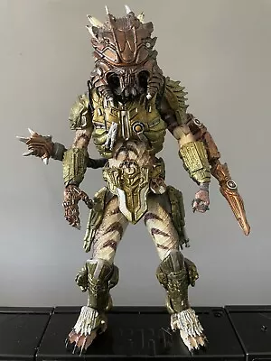 Buy Predator Neca Spiked Tail Predator Predator 8  Action Figure Neca • 45£