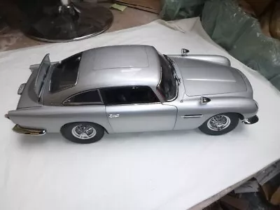 Buy Eaglemoss James Bond Aston Martin DB5,  1:8 SCALE. Electrics Are All Working • 780£