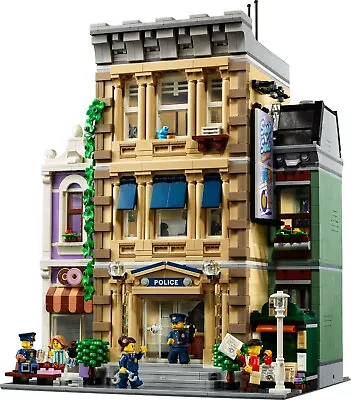 Buy Lego 10278 Creator Expert Police Station New Sealed Modular. 5 Minifigures • 217.99£