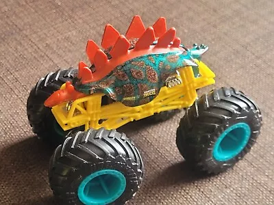 Buy Hot Wheels Monster Jam Stegosaurus1:64 Monster Truck • 6£