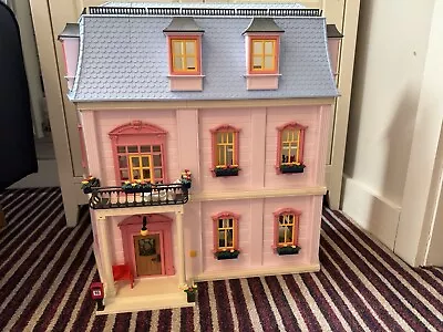 Buy Playmobil Deluxe Doll House 5303 • 70£