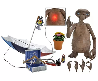 Buy NECA E.T Deluxe 40th Anniversary Figure Ultimate Toy Light Up Chest IN STOCK • 59.99£