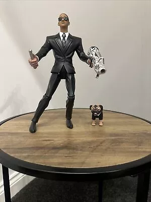 Buy Hasbro Men In Black 11 Talking Agent Jay Figure And Dog • 24.99£