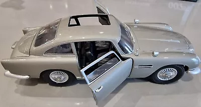 Buy 1:18 Hot Wheels Aston Martin DB5 James Bond 007 Goldfinger Diecast Model Car • 89£