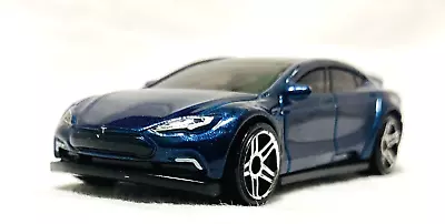 Buy Hot Wheels Tesla Model S #242/25d0 - 2016 H W Green Speed  2/5   Used  Blue • 2£