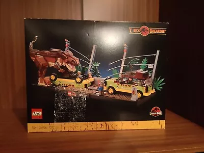 Buy LEGO Jurassic World: T. Rex Breakout (76956) Minor Box Damage • 104.99£
