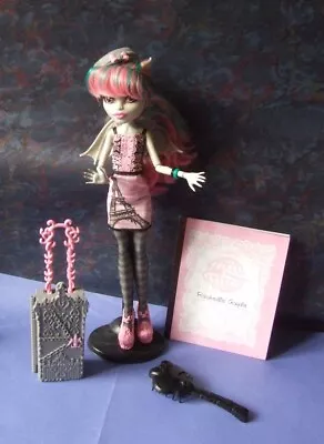 Buy Monster High Rochelle Goyle Doll   SCARIS: City Of Frights   2012 • 49.57£