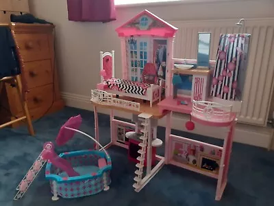 Buy Barbie House With Swimming Pool • 10£
