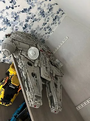 Buy Lego Star Wars Millennium Falcon 75192 • 500£