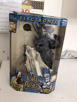 Buy LORD OF THE RINGS TOYBIZ ELECTRONIC LORDS Of DARKNESS SARUMAN SAURON • 24.99£