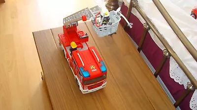Buy Playmobil 2009 Fire Engine 4512 With Ladder And Figures • 12.99£