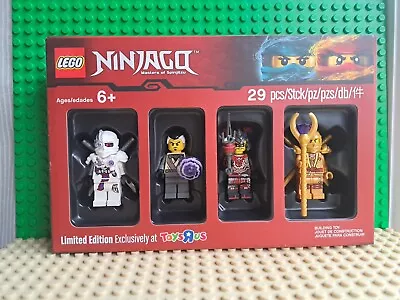Buy LEGO Ninjago Toys R Us Exclusive Minifigure Pack 5004938 Bricktober • 132£