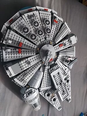 Buy Lego Millenium Falcon 75105, X-wing 75102 & 4 Others • 100£